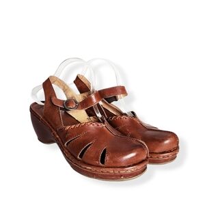 Pikolinos Women's Brown Leather Closed Toe Shoes with Ankle Strap Size 41